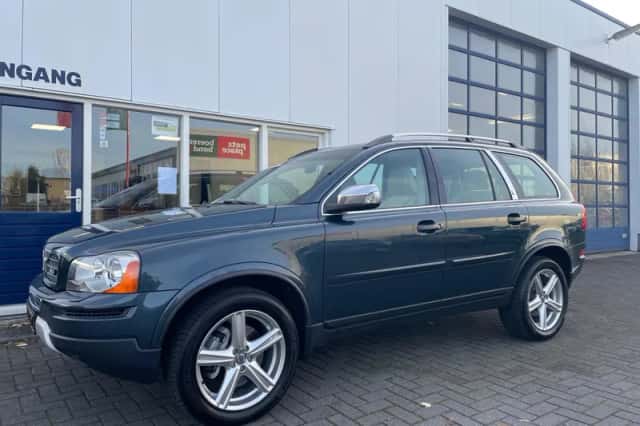 Volvo XC90 (2007) thumbnail 2