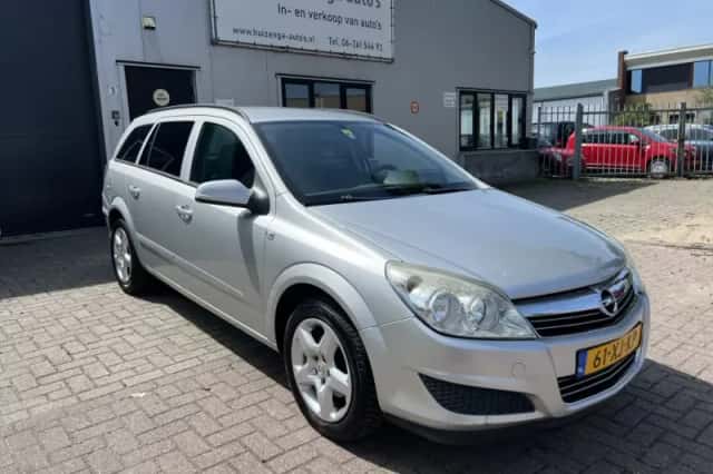 Opel Astra (2007) thumbnail 1