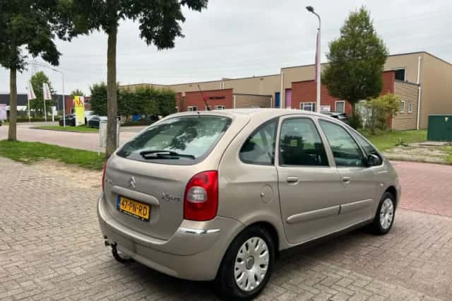 Citroën Xsara Picasso (2004) thumbnail 5