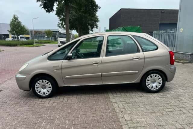 Citroën Xsara Picasso (2004) thumbnail 6