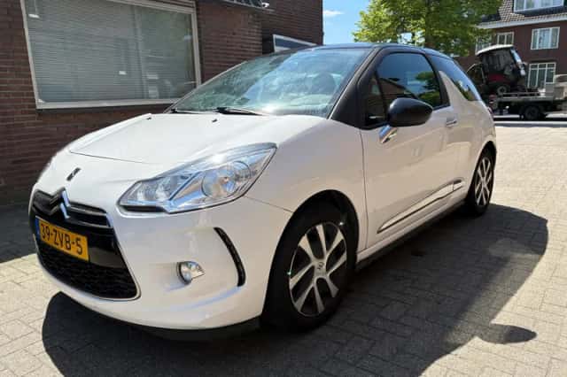 Citroën DS3 (2013) thumbnail 1