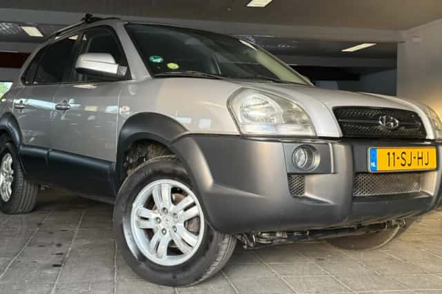 Hyundai Tucson (2006) thumbnail 5