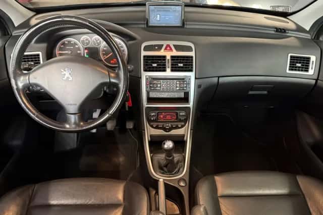 Peugeot 307 (2004) thumbnail 2