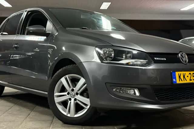 Volkswagen Polo (2014) thumbnail 5