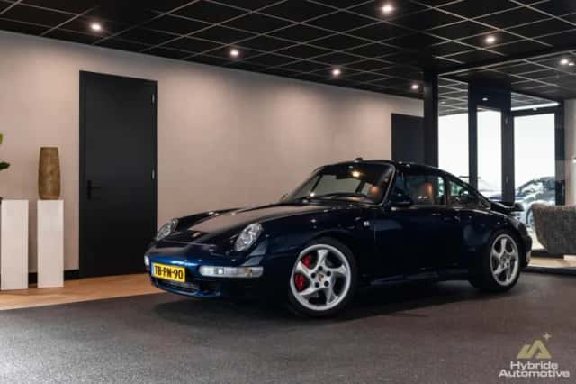 Porsche 911 (1996) thumbnail 1