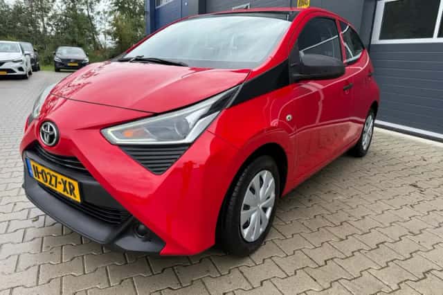 Toyota Aygo (2020) thumbnail 5
