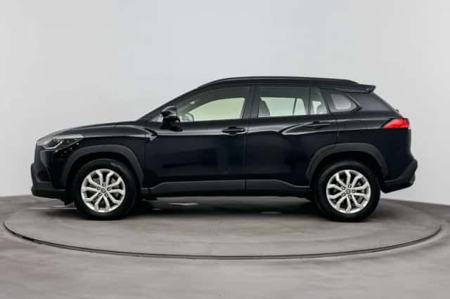 Toyota Corolla Cross (2024) thumbnail 3