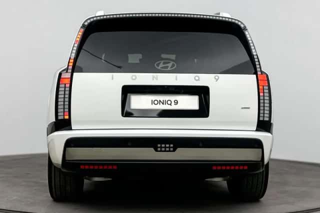 Hyundai Ioniq 9 (2026) thumbnail 5