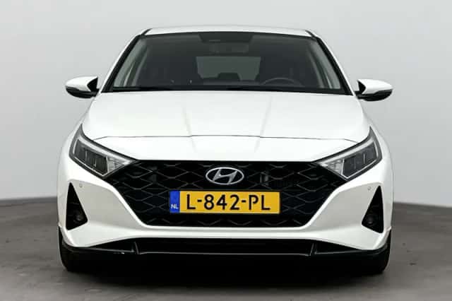 Hyundai i20 (2021) thumbnail 5