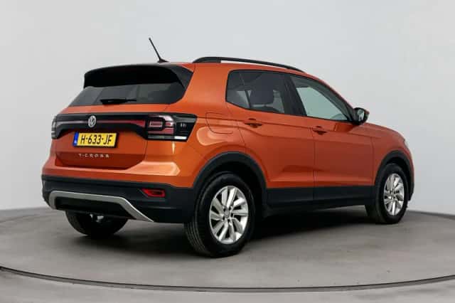 Volkswagen T-Cross (2020) thumbnail 2