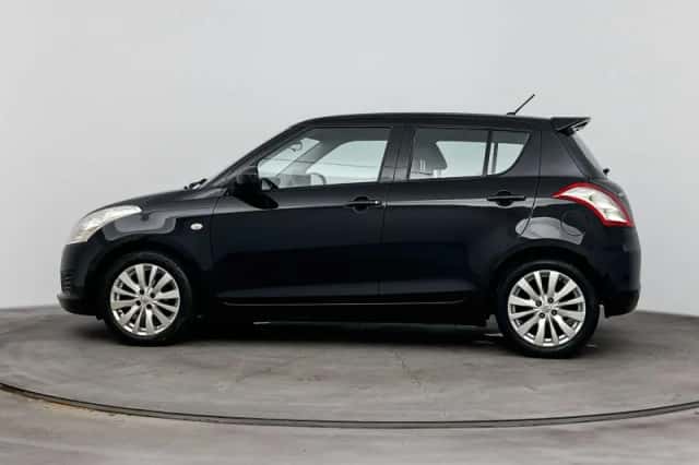 Suzuki Swift (2014) thumbnail 3