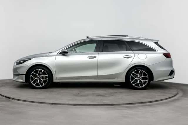 Kia Ceed Sportswagon (2024) thumbnail 3