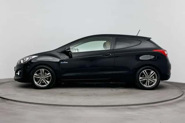 Hyundai i30 (2013) thumbnail 3