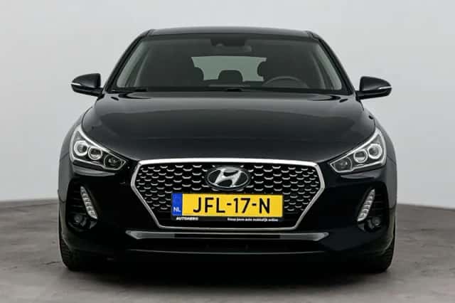 Hyundai i30 (2017) thumbnail 4