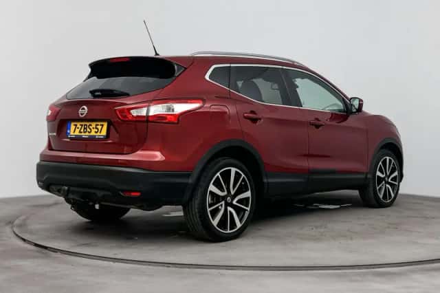 Nissan Qashqai (2014) thumbnail 2