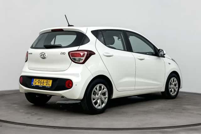 Hyundai i10 (2019) thumbnail 2