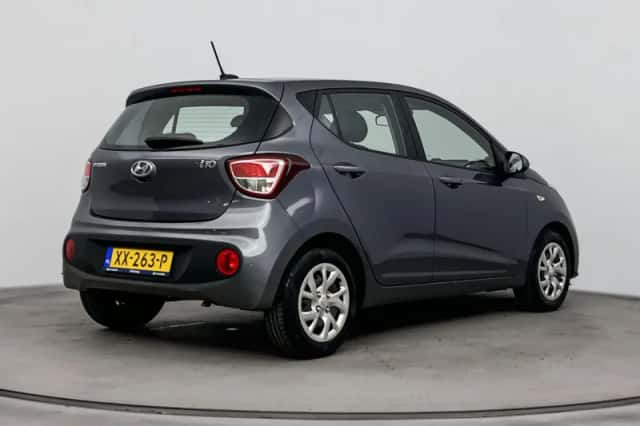 Hyundai i10 (2019) thumbnail 2