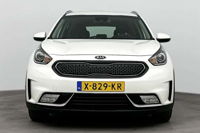 Kia Niro (2018) thumbnail 4