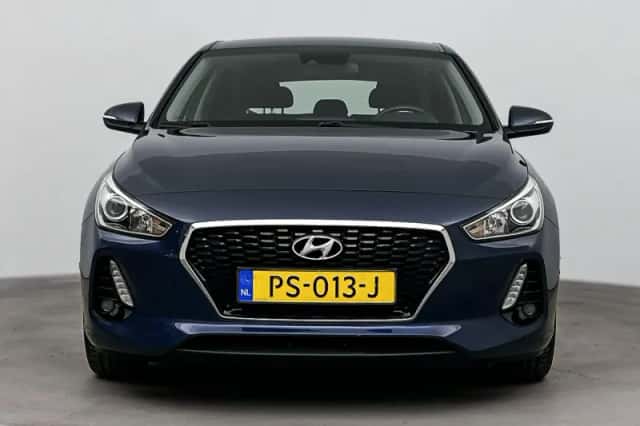 Hyundai i30 (2017) thumbnail 4