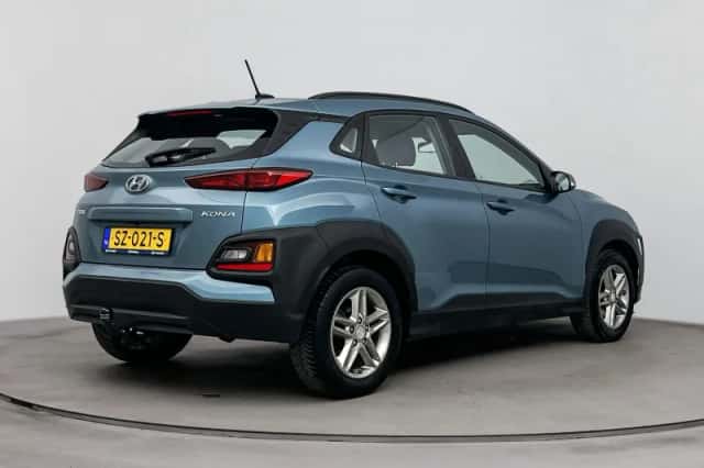Hyundai Kona (2018) thumbnail 2