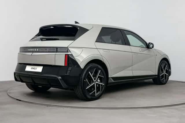 Hyundai Ioniq 5 (2026) thumbnail 2