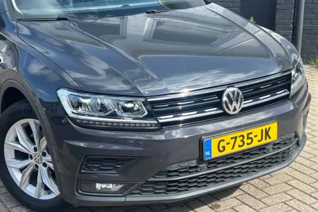 Volkswagen Tiguan (2019) thumbnail 5