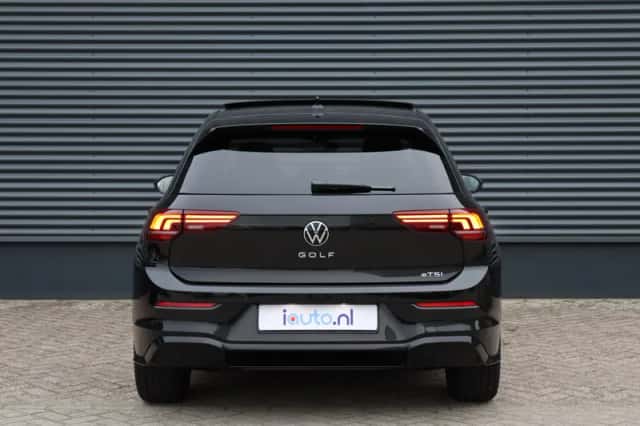 Volkswagen Golf (2026) thumbnail 6