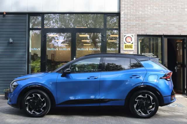 Kia Sportage (2023) thumbnail 3