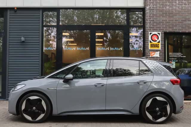 Volkswagen ID.3 (2021) thumbnail 4