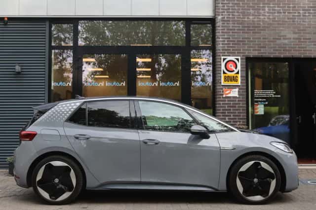 Volkswagen ID.3 (2021) thumbnail 5