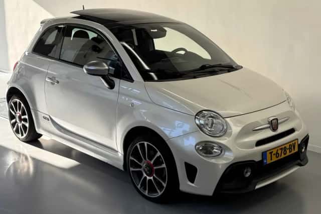 Fiat 500 (2016) thumbnail 3