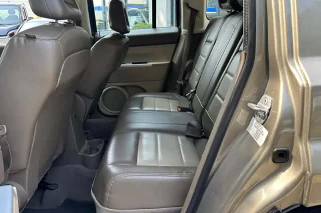Jeep Patriot (2008) thumbnail 6