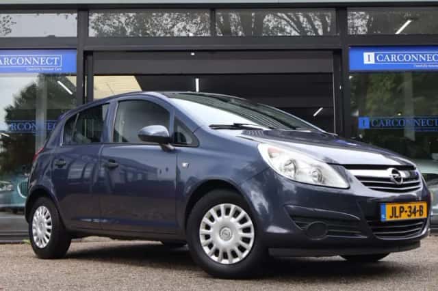 Opel Corsa (2009) thumbnail 4