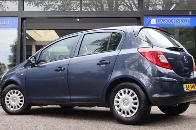 Opel Corsa (2009) thumbnail 5