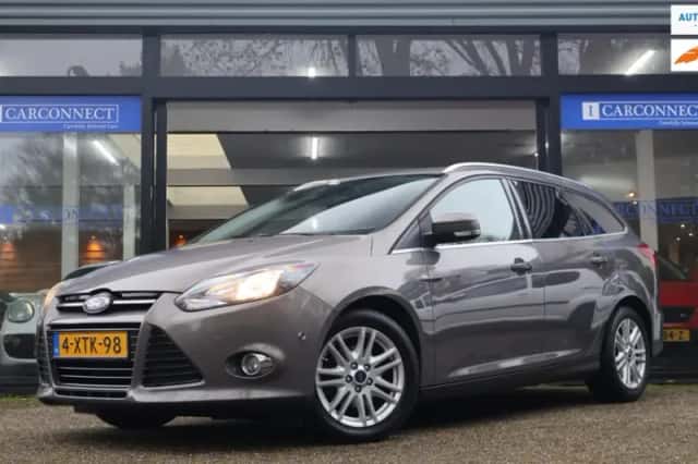 Ford Focus (2014) thumbnail 1