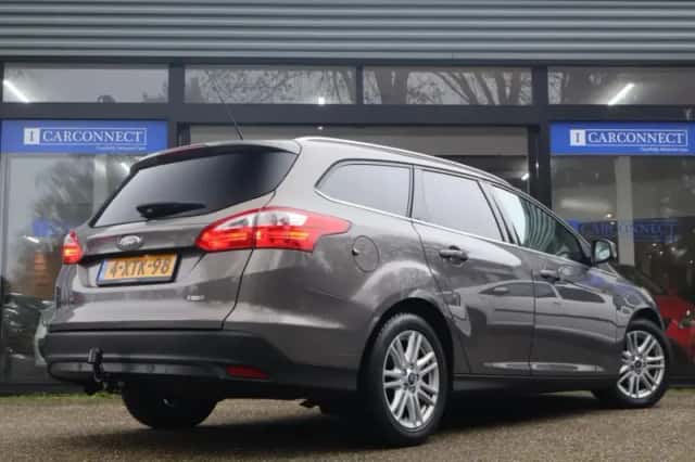 Ford Focus (2014) thumbnail 6