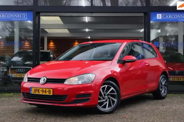 Volkswagen Golf (2013) thumbnail 1