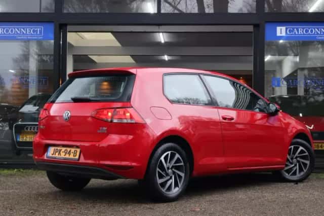 Volkswagen Golf (2013) thumbnail 5
