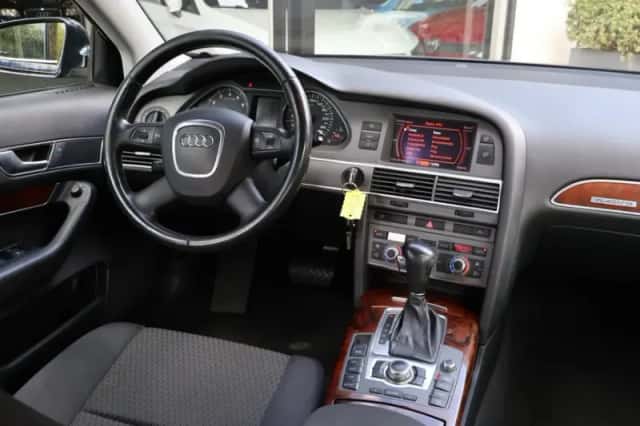 Audi A6 (2005) thumbnail 2