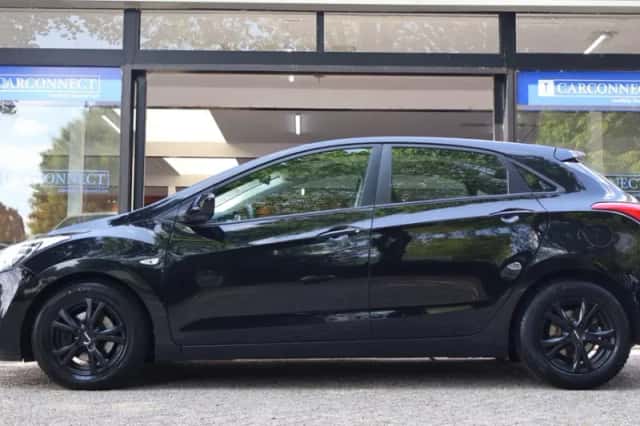 Hyundai i30 (2014) thumbnail 3