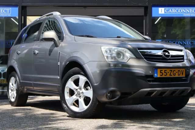 Opel Antara (2008) thumbnail 6