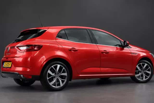 Renault Mégane (2016) thumbnail 3