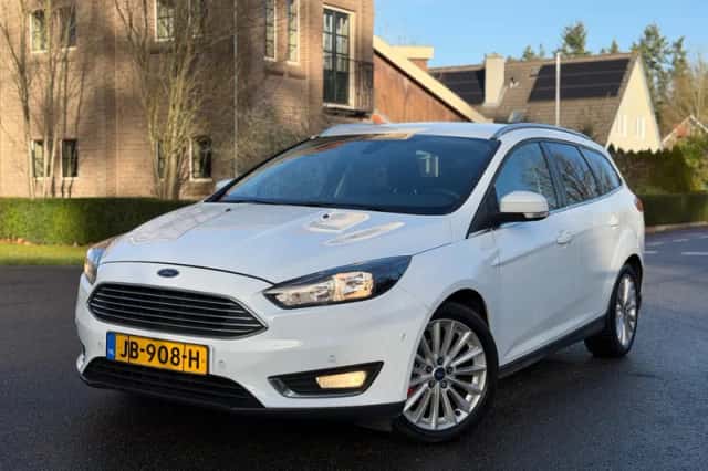 Ford Focus (2016) thumbnail 1
