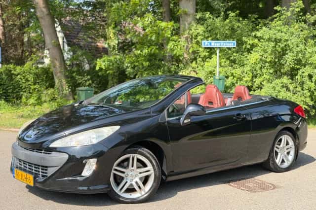 Peugeot 308 (2009) thumbnail 1