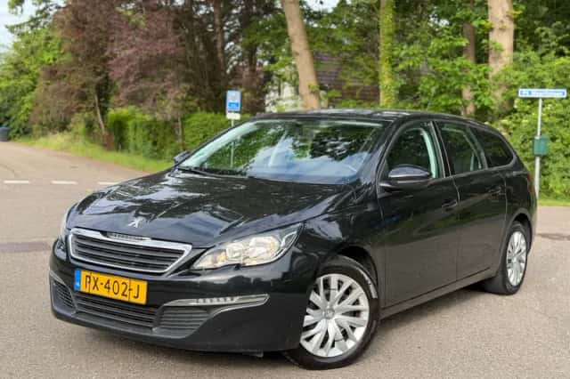 Peugeot 308 (2017) thumbnail 1