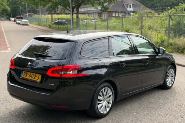 Peugeot 308 (2017) thumbnail 6