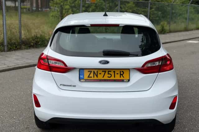 Ford Fiesta (2019) thumbnail 5