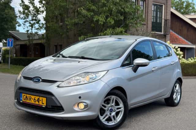 Ford Fiesta (2009) thumbnail 1