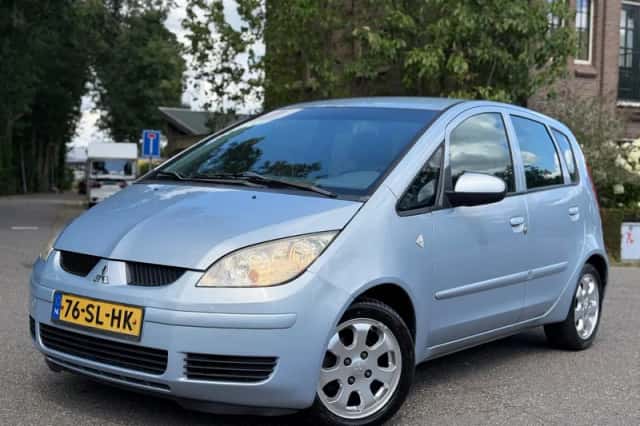 Mitsubishi Colt (2006) thumbnail 1