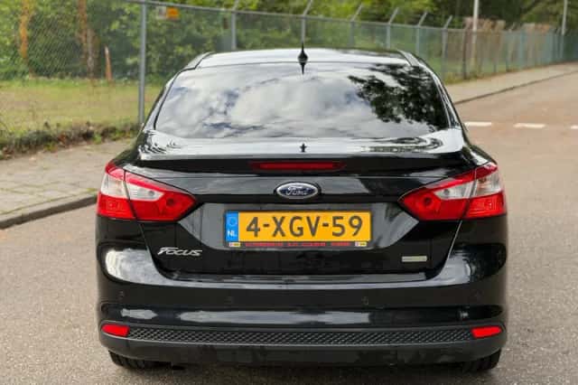 Ford Focus (2014) thumbnail 5